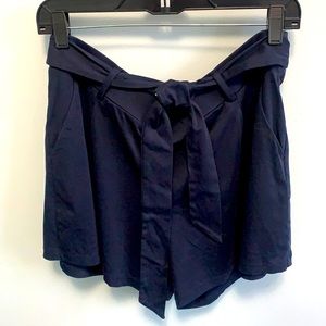 Loft Navy Trouser Short